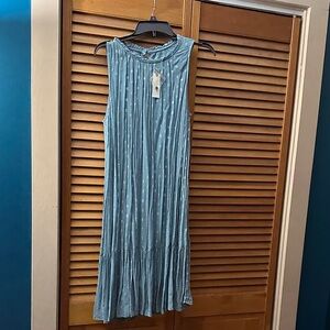 Sleeveless Blue Midi Dress